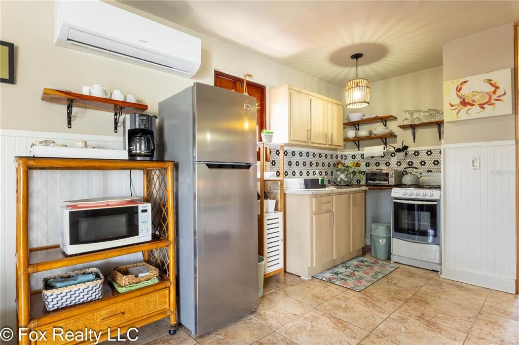 For Sale: $630,000 (3 beds, 3 baths, 2278 Square Feet)