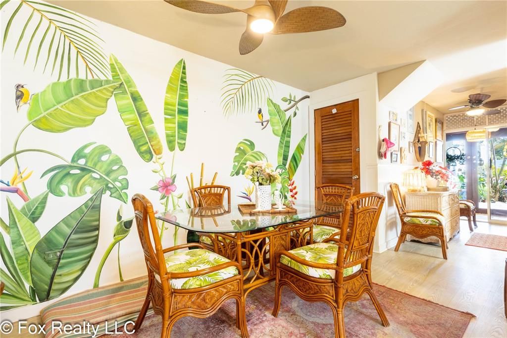 For Sale: $630,000 (3 beds, 3 baths, 2278 Square Feet)