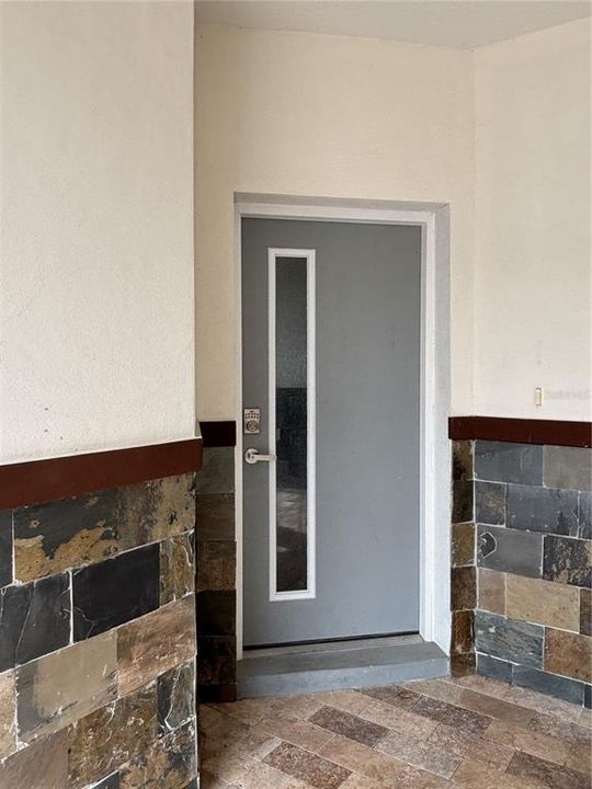 For Rent: $2,500 (3 beds, 2 baths, 2224 Square Feet)