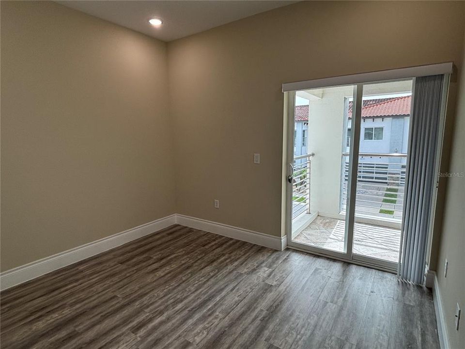 For Rent: $2,500 (3 beds, 2 baths, 2224 Square Feet)