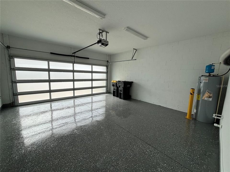 For Rent: $2,500 (3 beds, 2 baths, 2224 Square Feet)