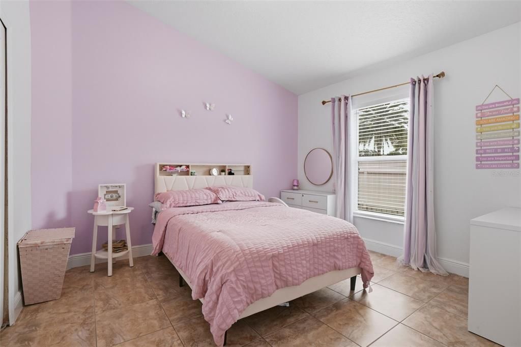 В аренду: $3,000 (3 спален, 2 ванн, 1739 Квадратных фут)