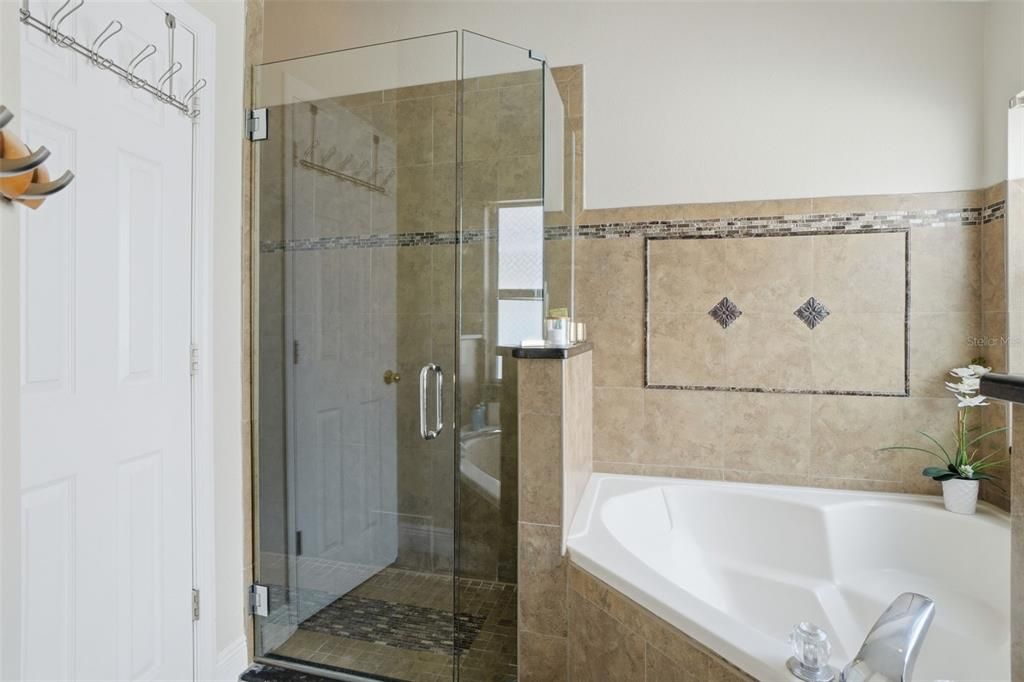 В аренду: $3,000 (3 спален, 2 ванн, 1739 Квадратных фут)