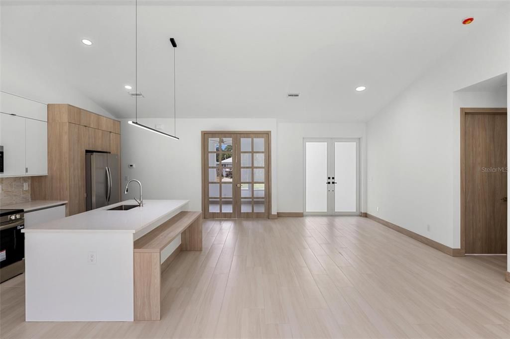 En Renta: $2,650 (4 camas, 2 baños, 1768 Pies cuadrados)
