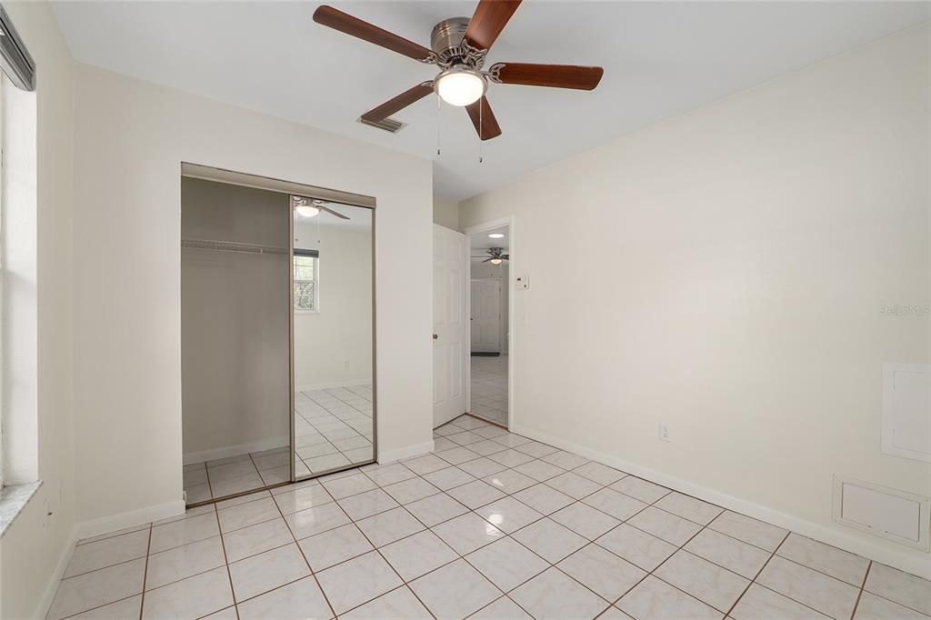 For Sale: $198,000 (2 beds, 1 baths, 790 Square Feet)