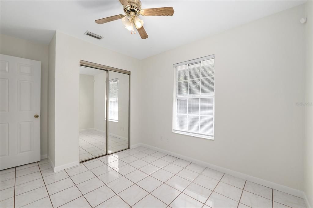 For Sale: $198,000 (2 beds, 1 baths, 790 Square Feet)