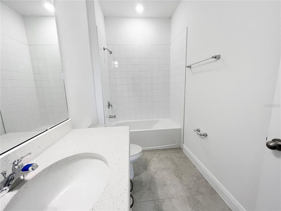 For Rent: $2,600 (4 beds, 2 baths, 1654 Square Feet)