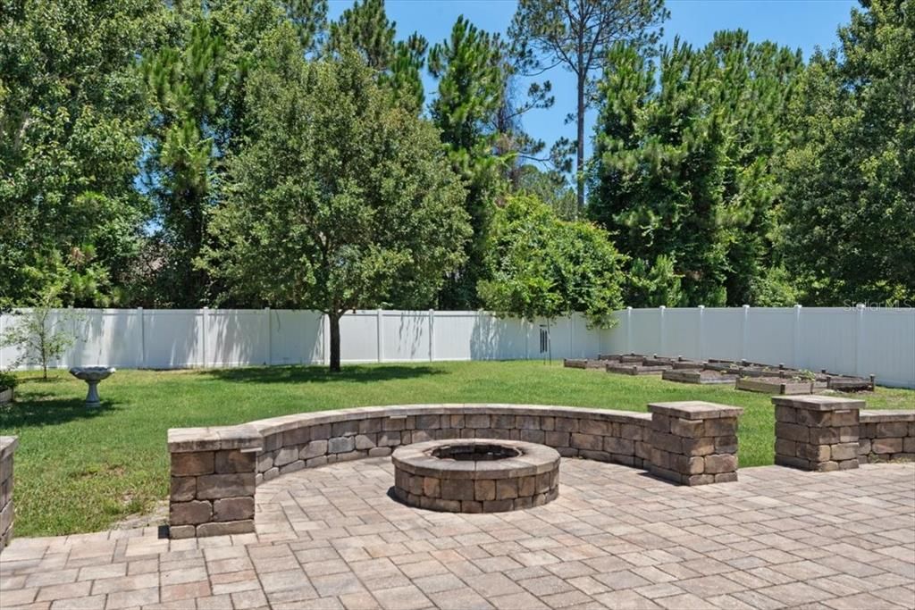 For Sale: $649,900 (5 beds, 4 baths, 3547 Square Feet)