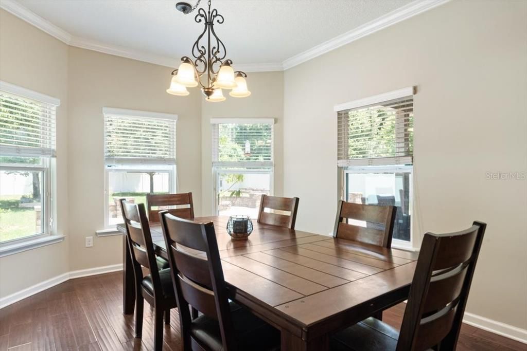 For Sale: $649,900 (5 beds, 4 baths, 3547 Square Feet)