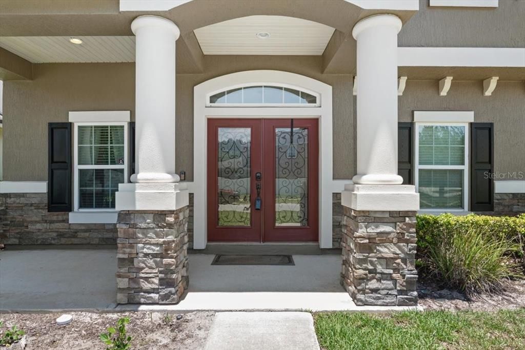 For Sale: $649,900 (5 beds, 4 baths, 3547 Square Feet)