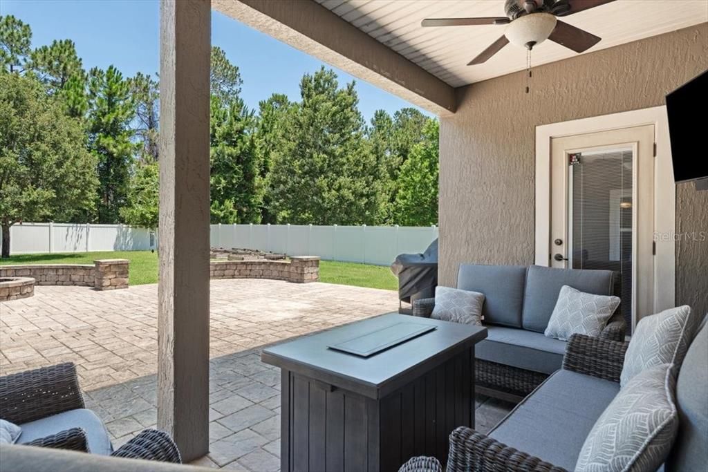For Sale: $649,900 (5 beds, 4 baths, 3547 Square Feet)
