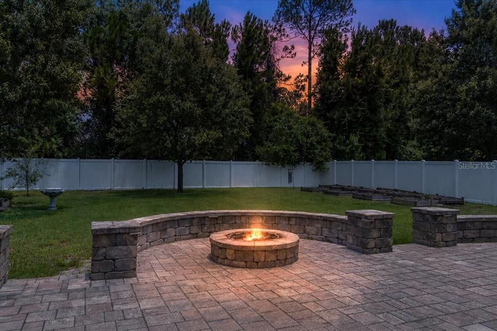 For Sale: $649,900 (5 beds, 4 baths, 3547 Square Feet)