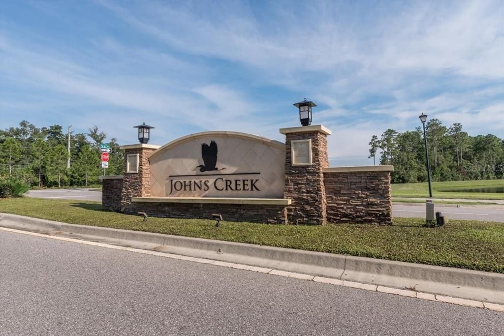 For Sale: $649,900 (5 beds, 4 baths, 3547 Square Feet)