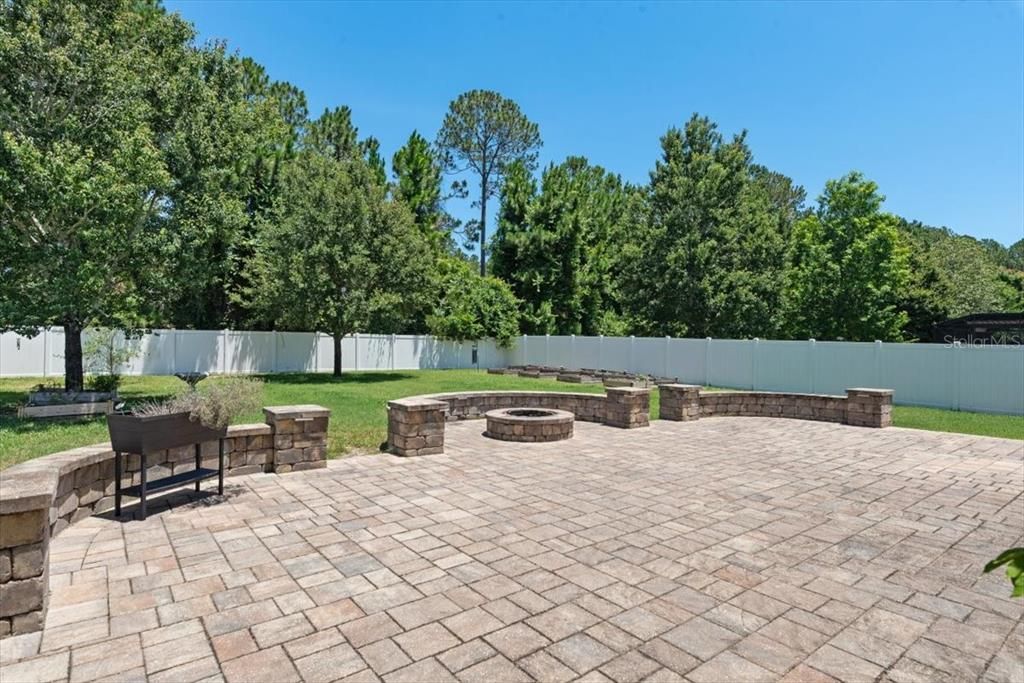 For Sale: $649,900 (5 beds, 4 baths, 3547 Square Feet)