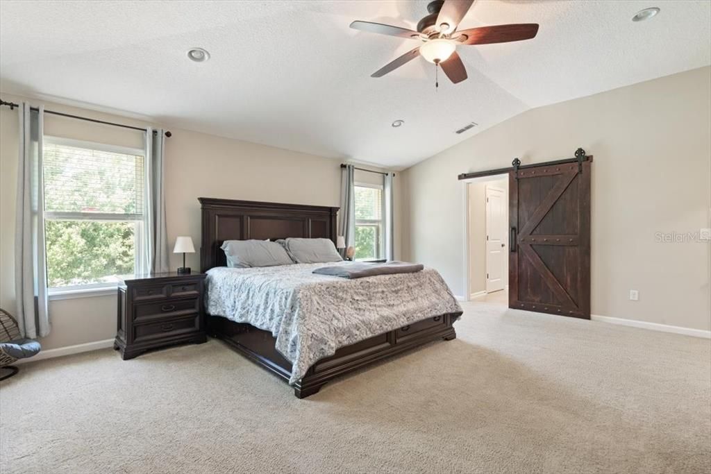 For Sale: $649,900 (5 beds, 4 baths, 3547 Square Feet)