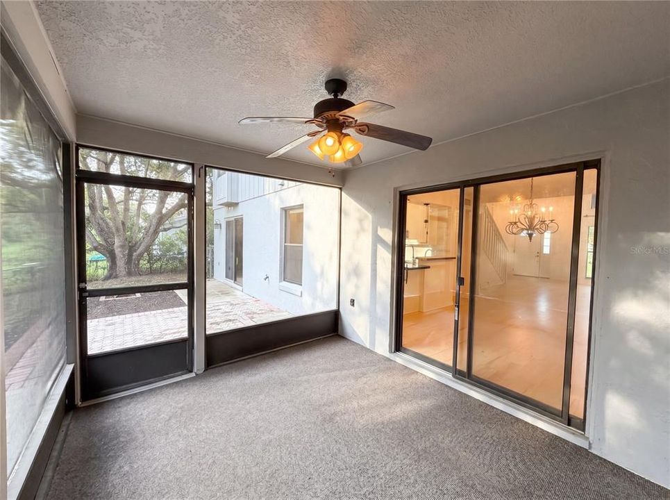 For Sale: $277,000 (3 beds, 2 baths, 1264 Square Feet)