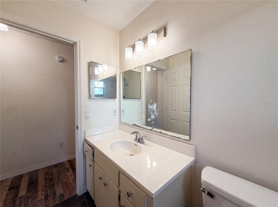 For Sale: $277,000 (3 beds, 2 baths, 1264 Square Feet)