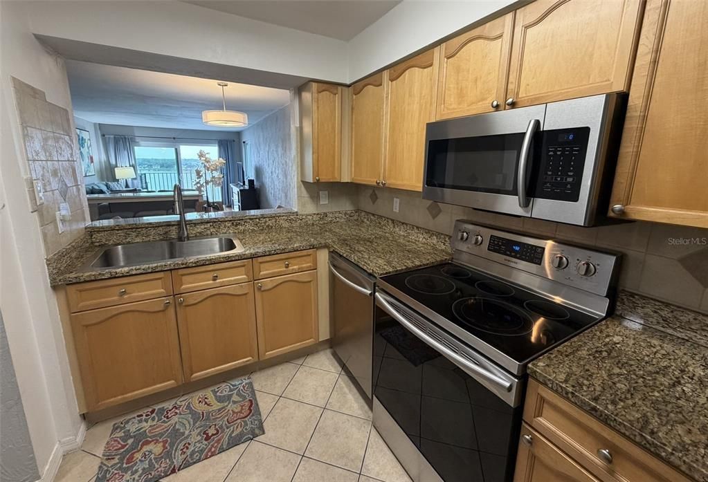 En Venta: $249,900 (2 camas, 2 baños, 1060 Pies cuadrados)