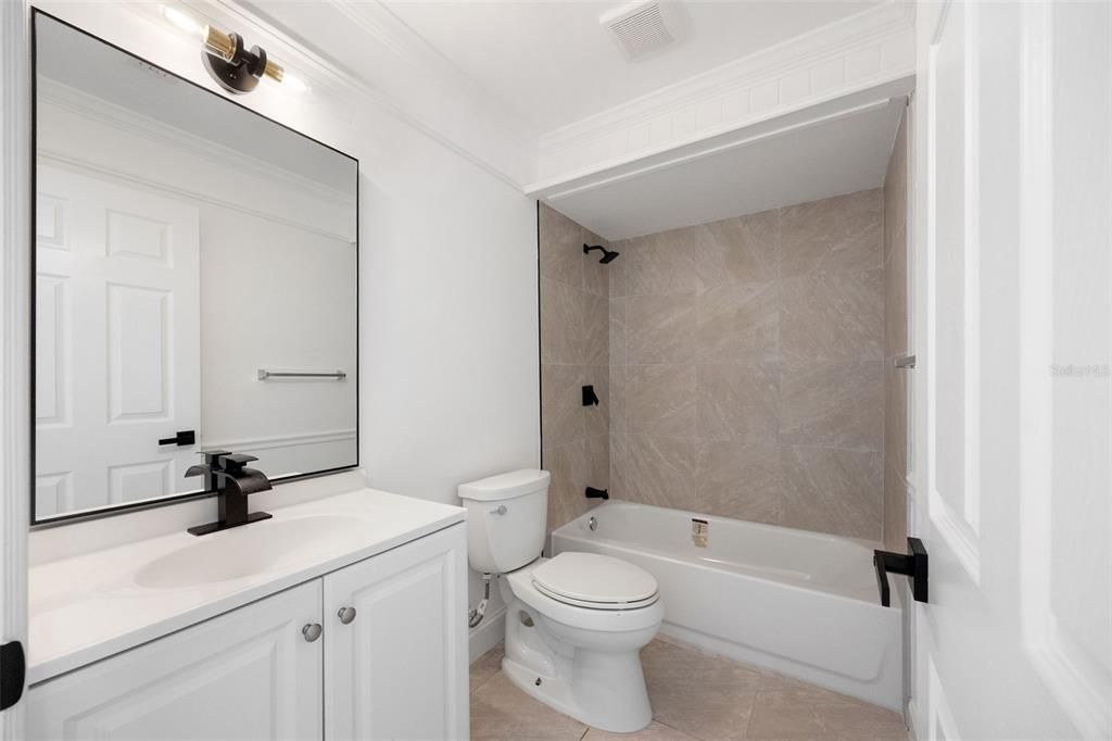 For Sale: $278,800 (3 beds, 2 baths, 1184 Square Feet)