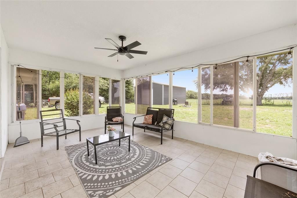 For Sale: $410,000 (3 beds, 2 baths, 1631 Square Feet)