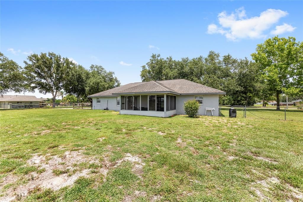 For Sale: $410,000 (3 beds, 2 baths, 1631 Square Feet)
