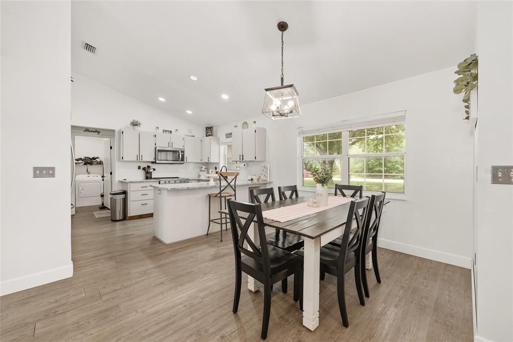 For Sale: $410,000 (3 beds, 2 baths, 1631 Square Feet)