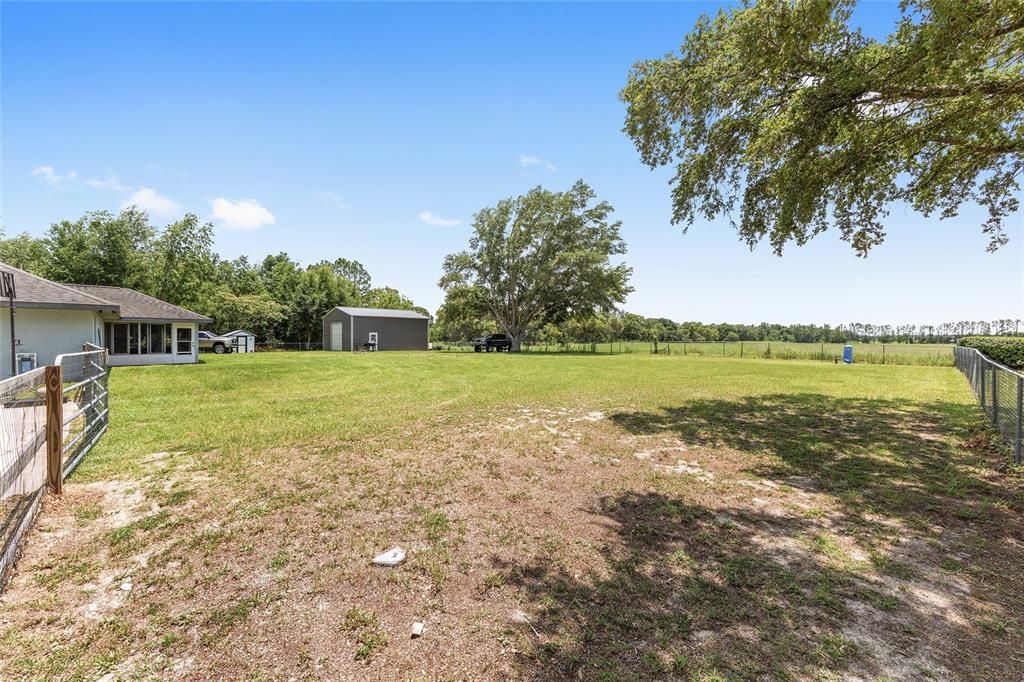 For Sale: $410,000 (3 beds, 2 baths, 1631 Square Feet)