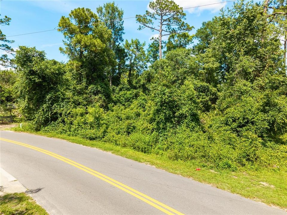 На продажу: $69,900 (1.50 acres)