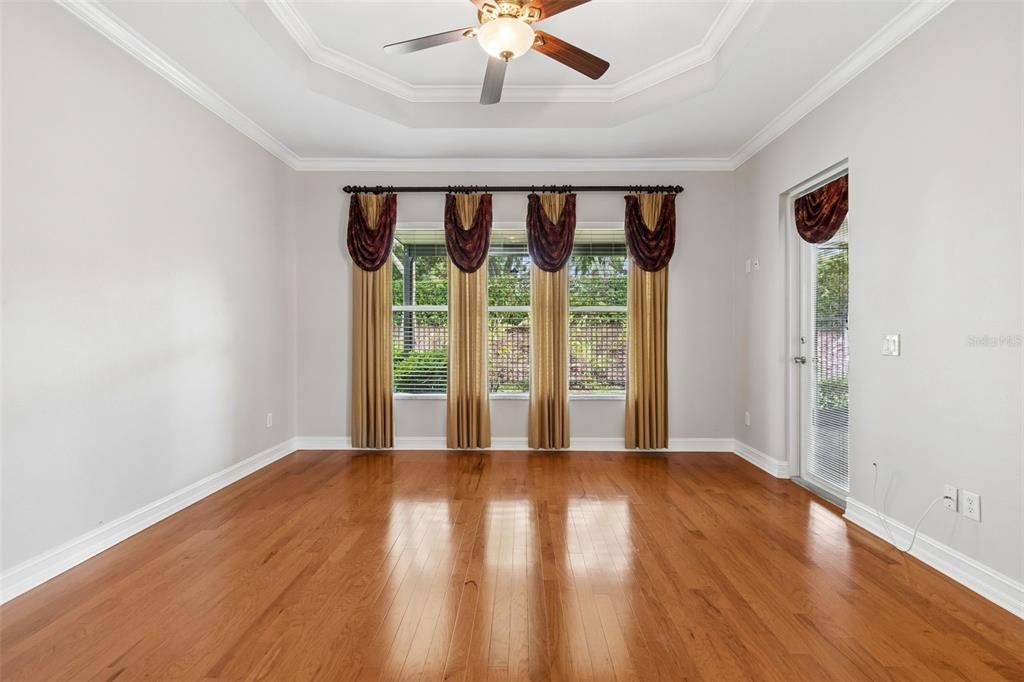 На продажу: $339,000 (3 спален, 2 ванн, 1870 Квадратных фут)