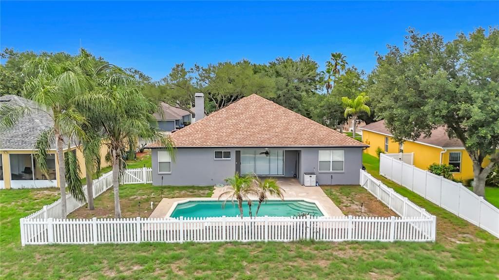 En Venta: $499,900 (3 camas, 2 baños, 2337 Pies cuadrados)