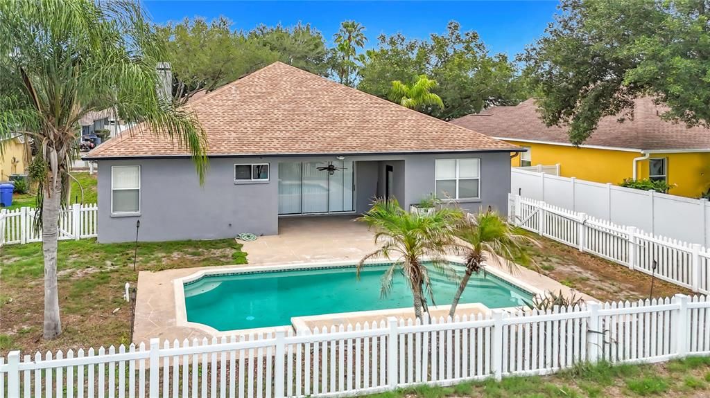 En Venta: $499,900 (3 camas, 2 baños, 2337 Pies cuadrados)