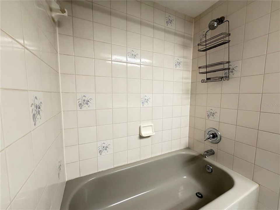 На продажу: $150,000 (2 спален, 2 ванн, 1318 Квадратных фут)