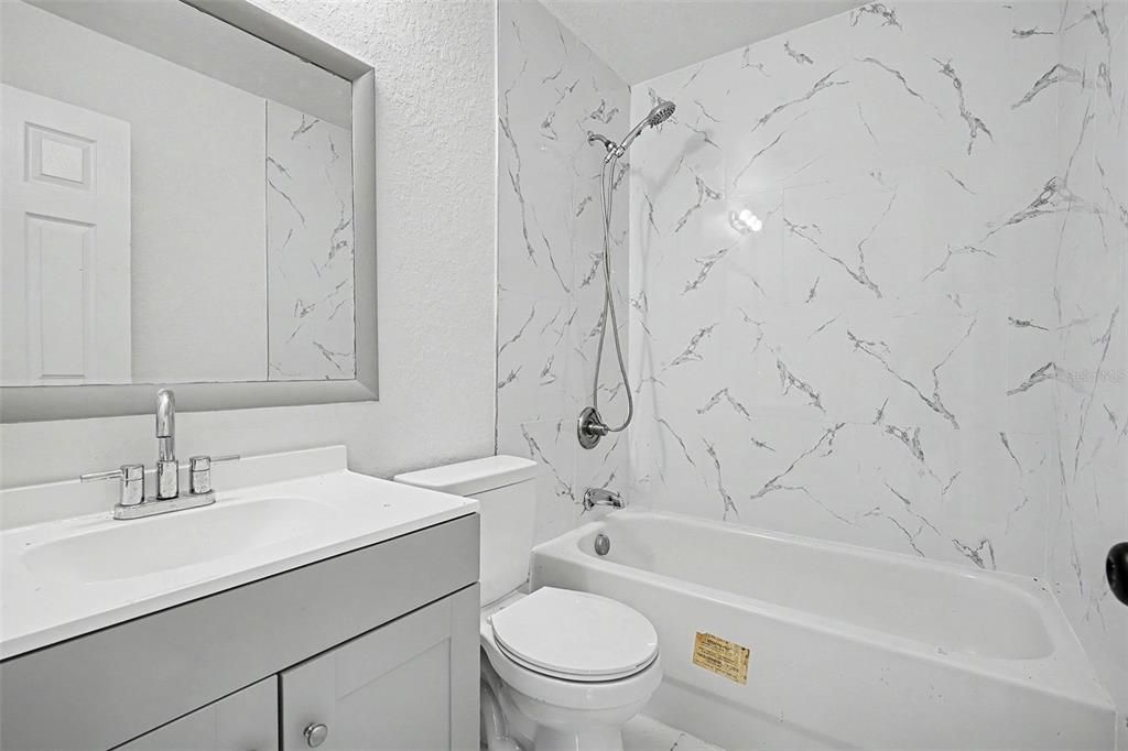 For Rent: $1,900 (3 beds, 2 baths, 1245 Square Feet)