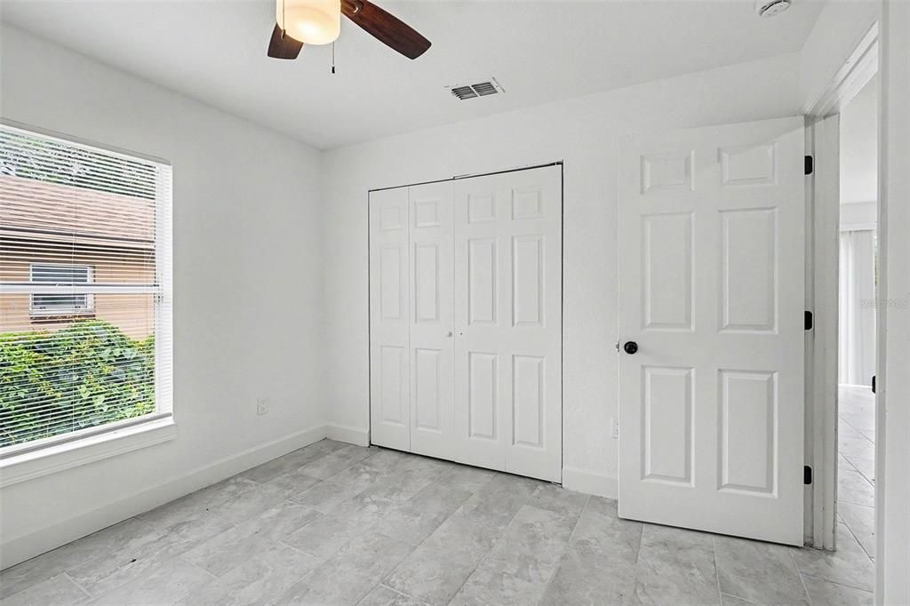 For Rent: $1,900 (3 beds, 2 baths, 1245 Square Feet)