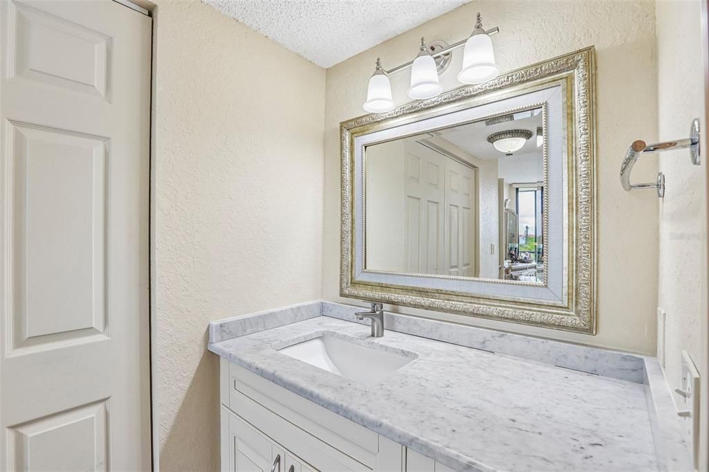 For Sale: $239,900 (3 beds, 2 baths, 1065 Square Feet)