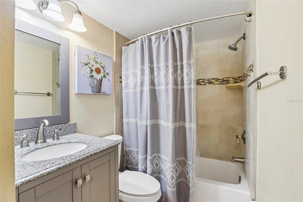 For Sale: $239,900 (3 beds, 2 baths, 1065 Square Feet)