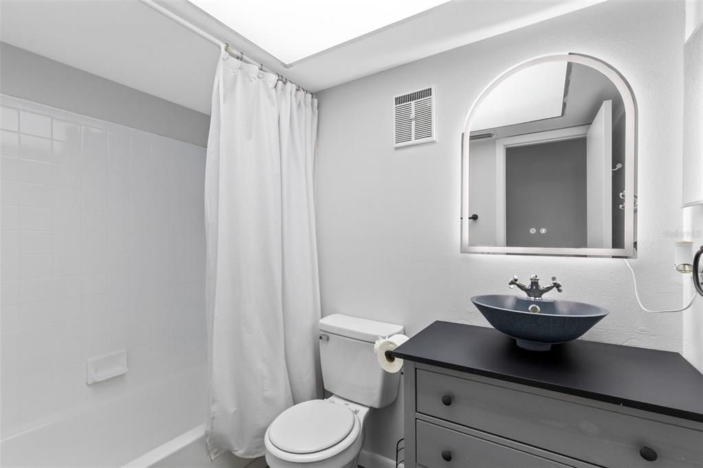 For Sale: $389,000 (2 beds, 2 baths, 1494 Square Feet)