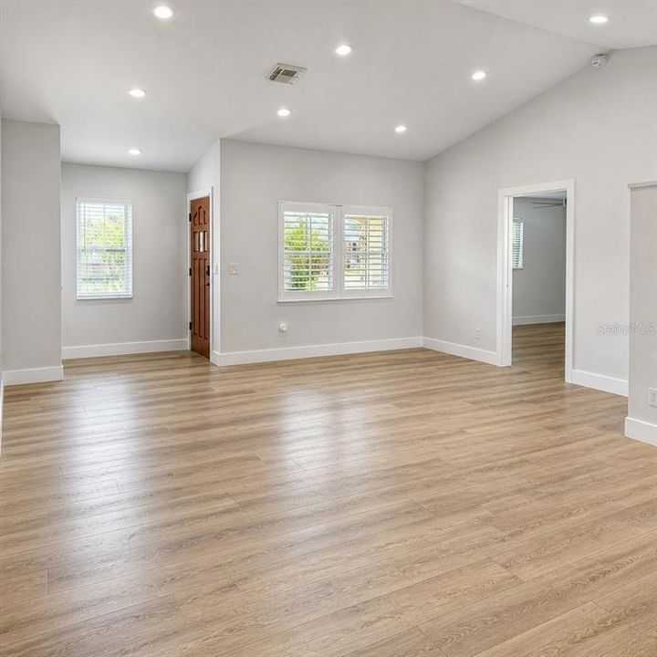 For Rent: $3,600 (2 beds, 2 baths, 1434 Square Feet)