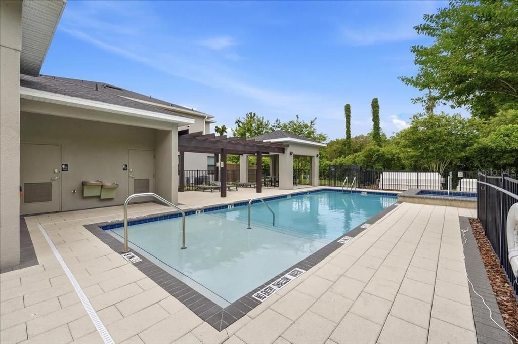 En Venta: $355,000 (3 camas, 2 baños, 1591 Pies cuadrados)