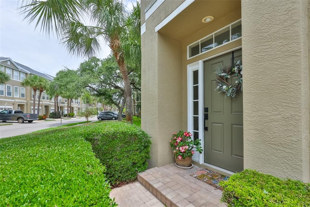 For Sale: $439,900 (3 beds, 2 baths, 1904 Square Feet)