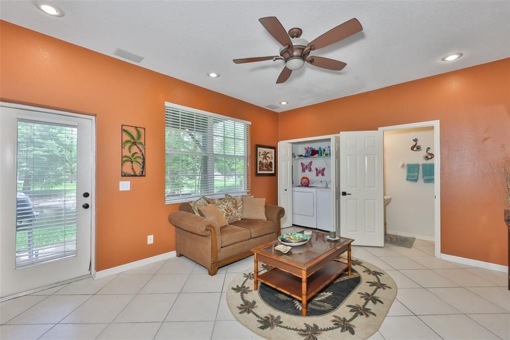 For Sale: $439,900 (3 beds, 2 baths, 1904 Square Feet)