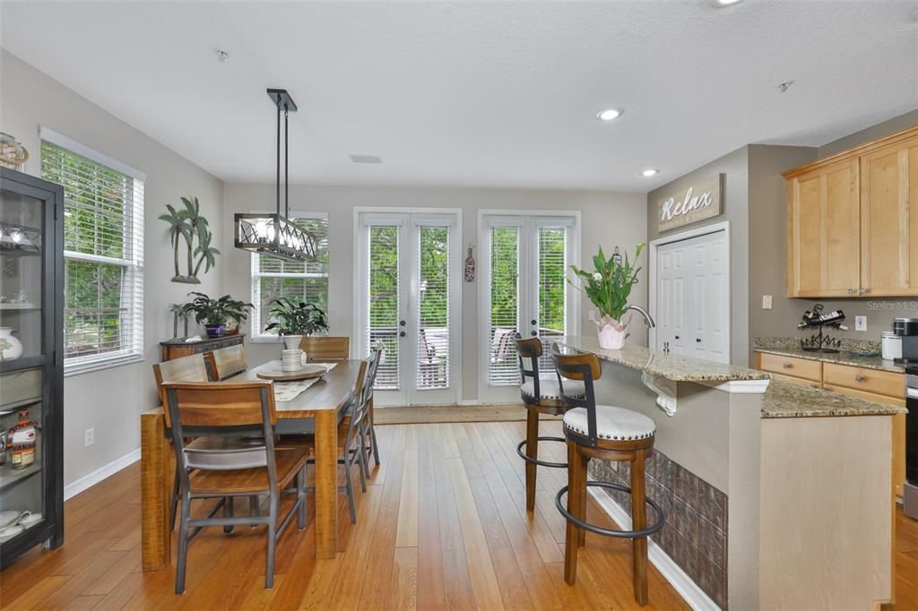 For Sale: $439,900 (3 beds, 2 baths, 1904 Square Feet)