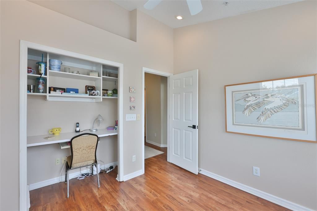 For Sale: $439,900 (3 beds, 2 baths, 1904 Square Feet)