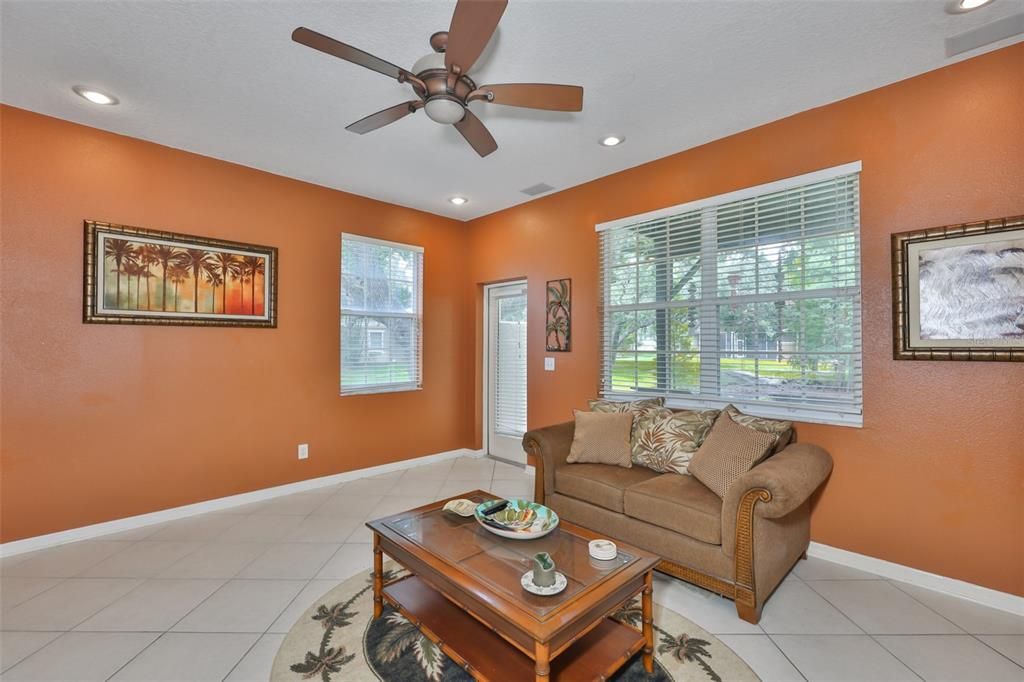 For Sale: $439,900 (3 beds, 2 baths, 1904 Square Feet)