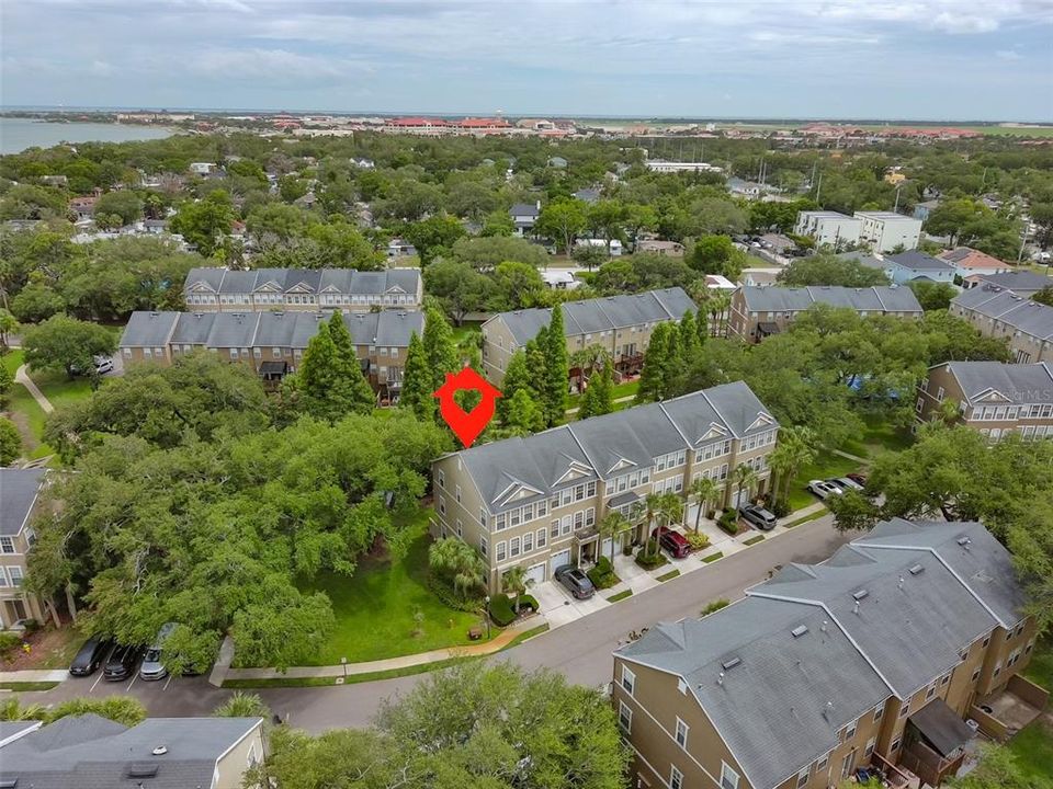 For Sale: $439,900 (3 beds, 2 baths, 1904 Square Feet)