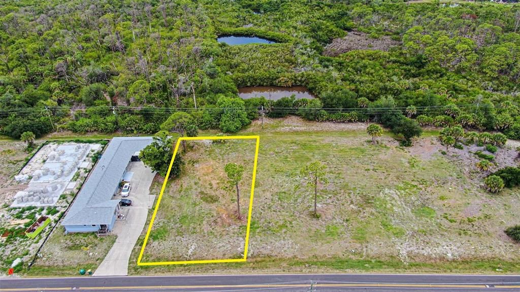 待售: $77,000 (0.33 acres)