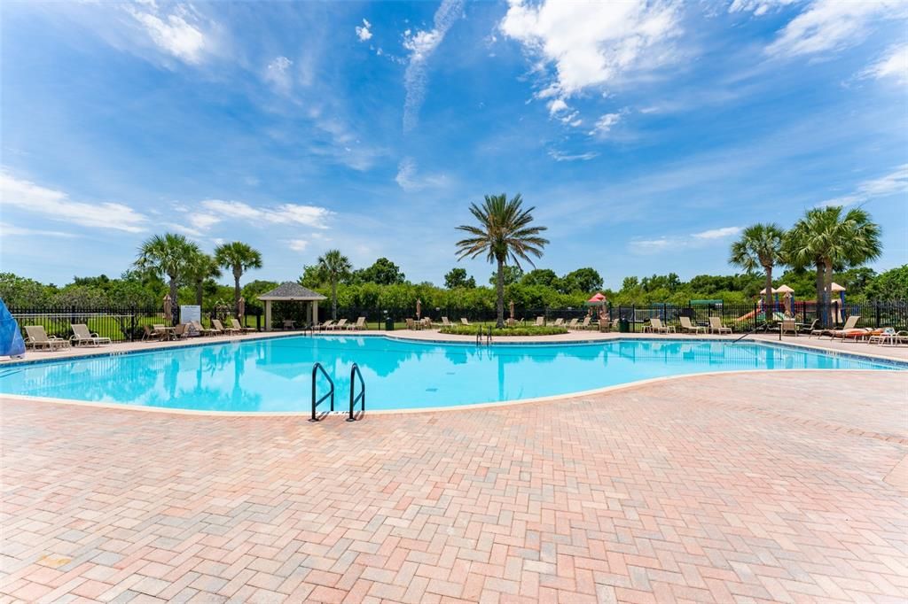 For Sale: $380,000 (4 beds, 3 baths, 2286 Square Feet)