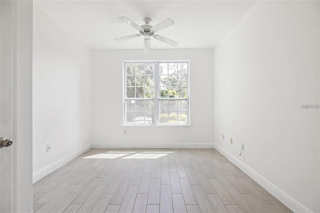For Rent: $2,050 (2 beds, 2 baths, 1112 Square Feet)