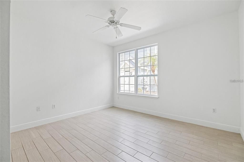 For Rent: $2,050 (2 beds, 2 baths, 1112 Square Feet)