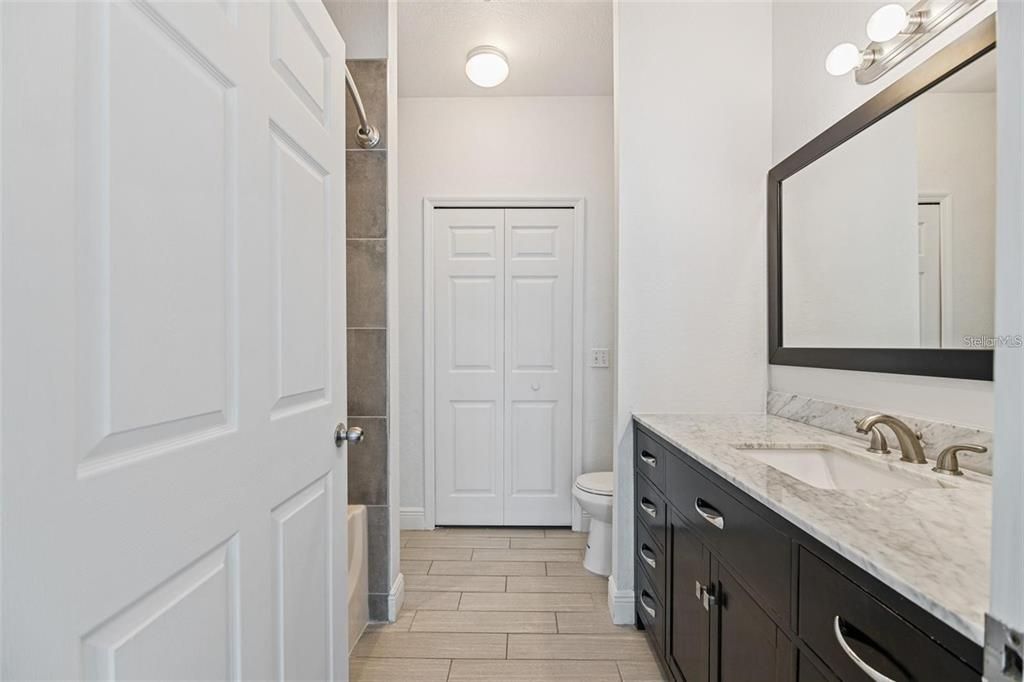 For Rent: $2,050 (2 beds, 2 baths, 1112 Square Feet)